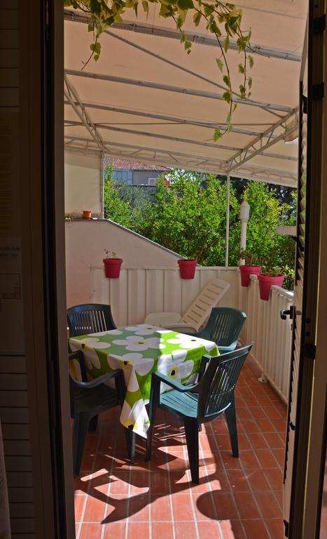 Apartments Gareta Gradac (Split-Dalmatia) Quarto foto
