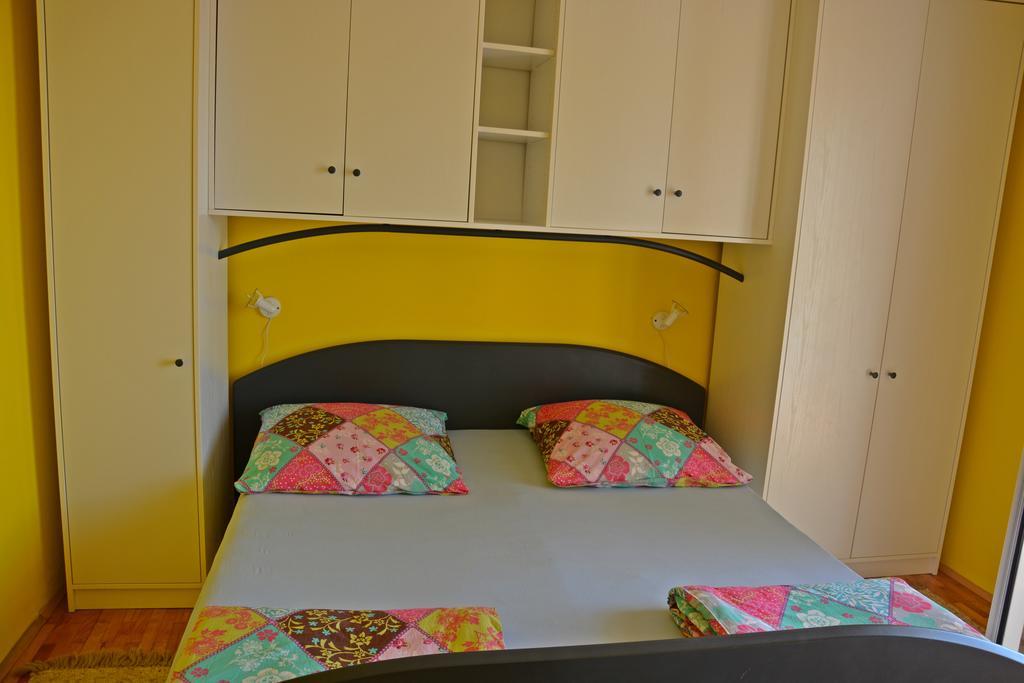 Apartments Gareta Gradac (Split-Dalmatia) Quarto foto