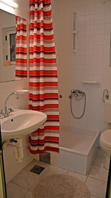 Apartments Gareta Gradac (Split-Dalmatia) Quarto foto